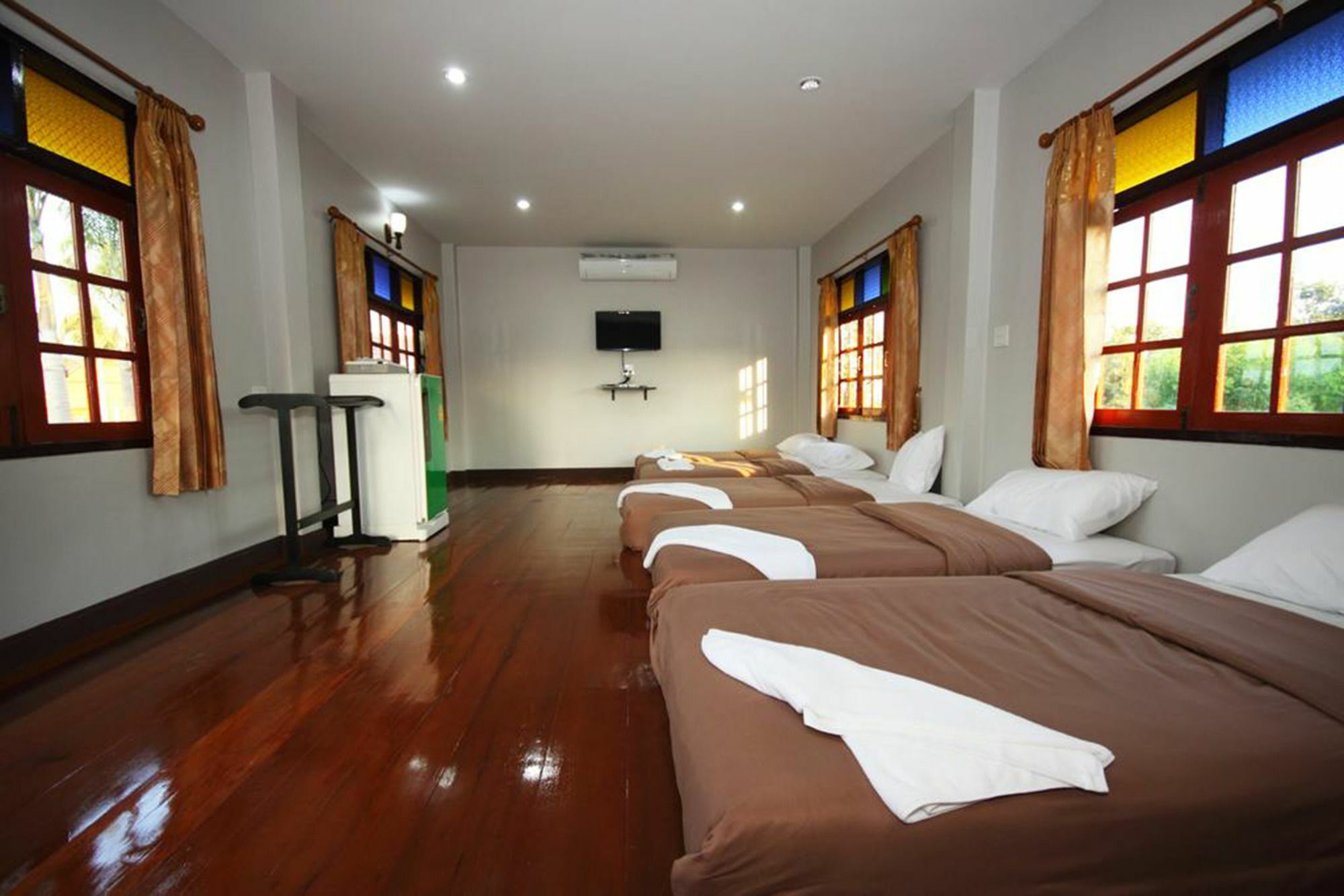 Resort Railumpoo Nakhon Sawan Eksteriør billede